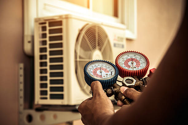 Professional Hvac technician working in Hadley, MI